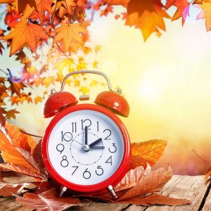 0_daylight-savings-time-concept-clock-and-leaves-in-fall-back-time.jpg